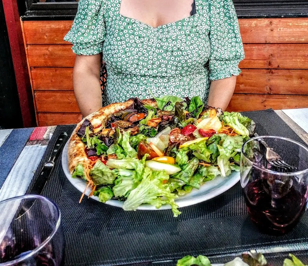 Pizza Mozzarella Légumes de Saison